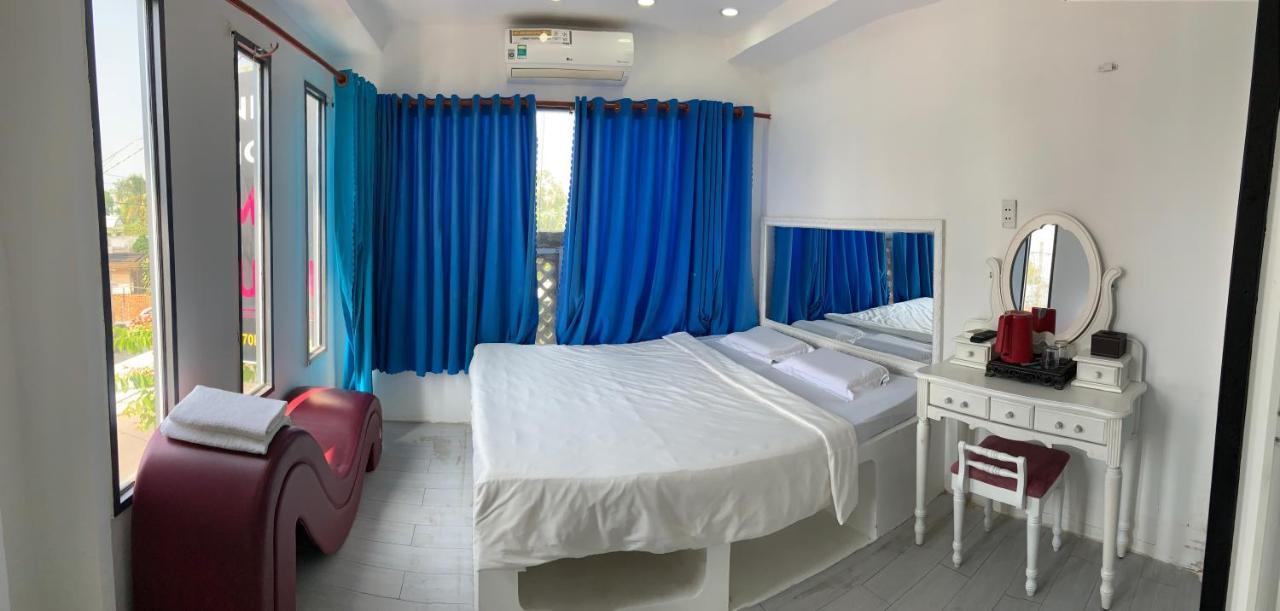 Hotel Mai Tuan Chanh Mon A タイニン エクステリア 写真