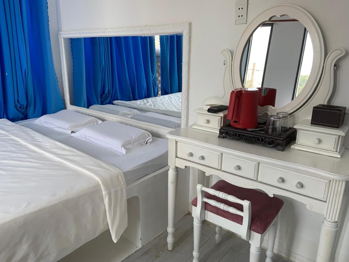 Hotel Mai Tuan Chanh Mon A タイニン エクステリア 写真